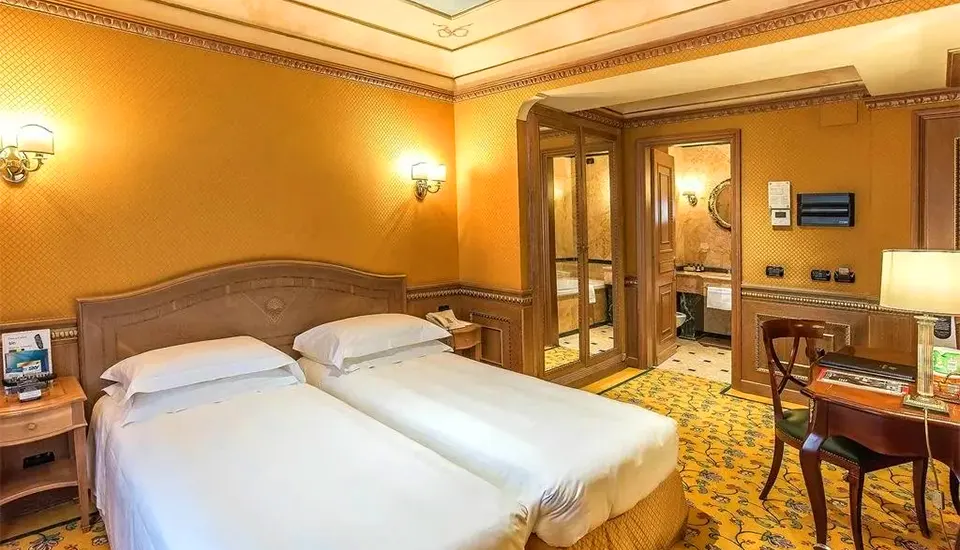 هتل ریور پالاس